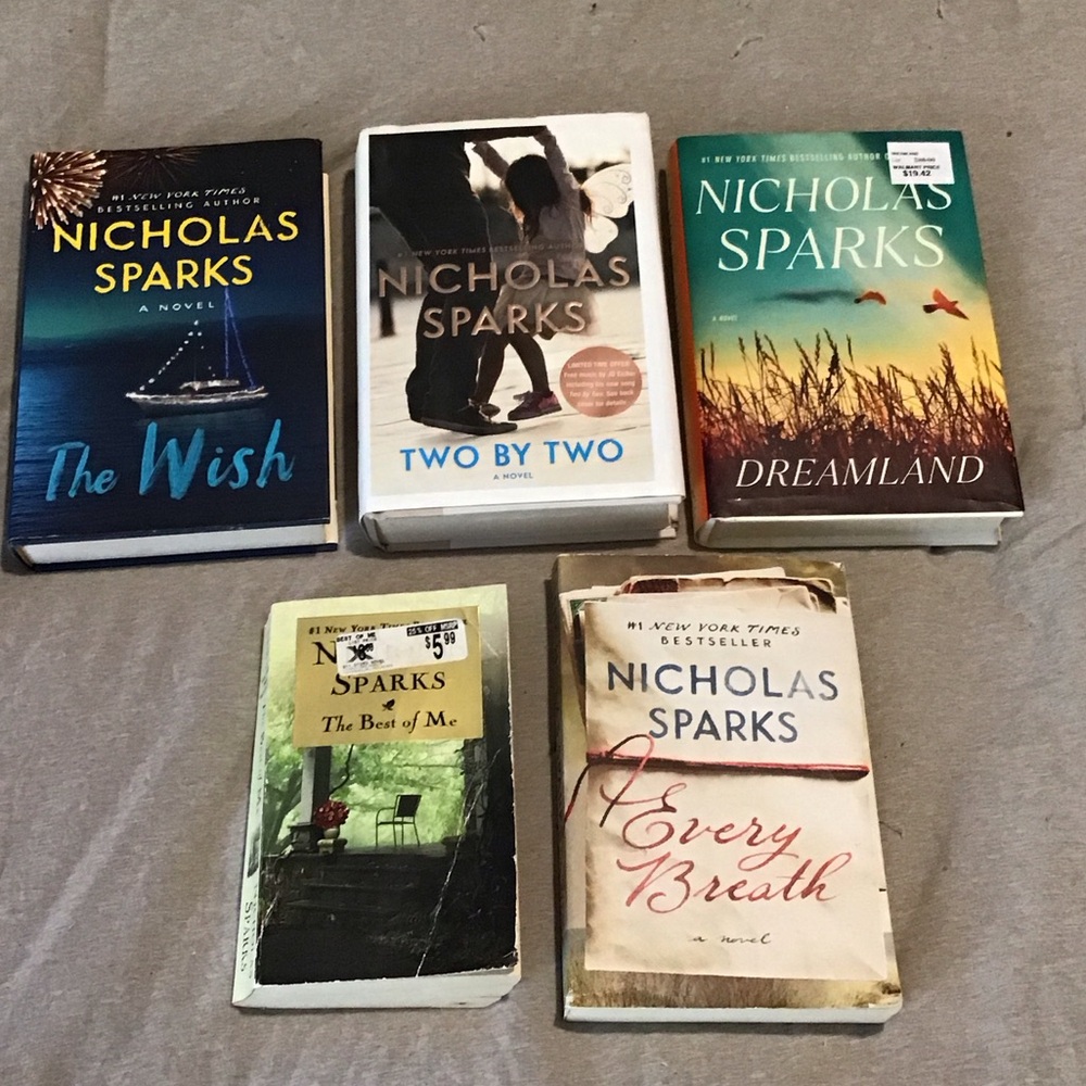 5 Used Nicholas Sparks Books